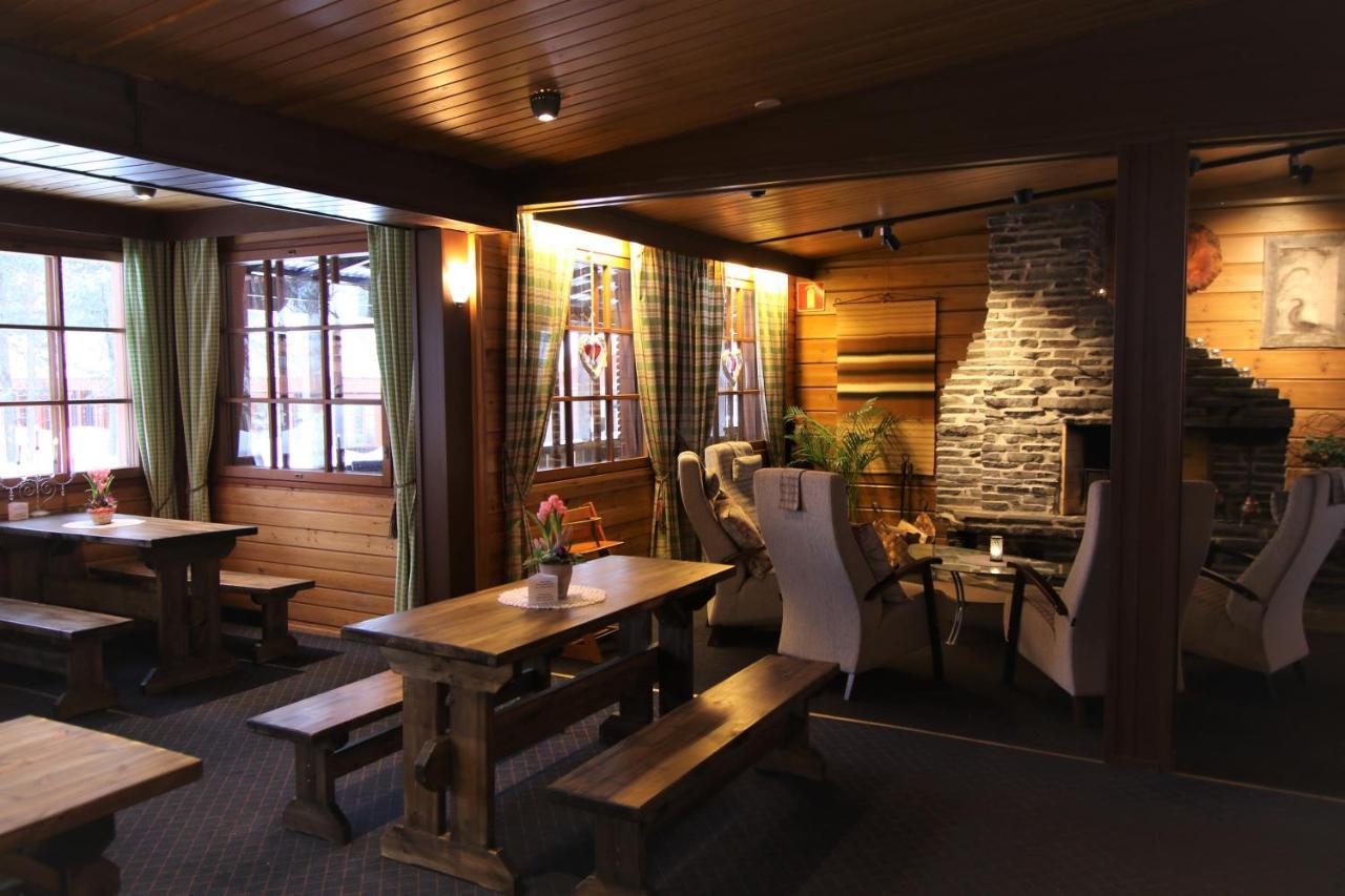 Saariselkae Inn Majatalo Panimo ภายนอก รูปภาพ